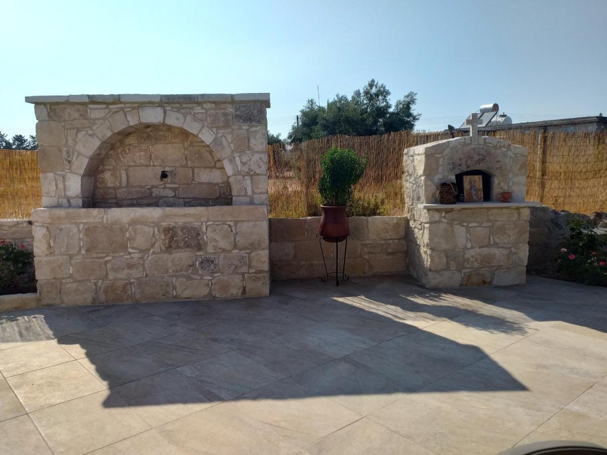 Villa Yioukkas Пафос Екстер'єр фото